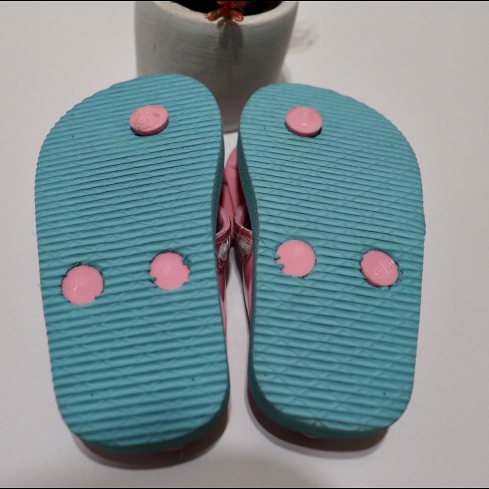 Babygirl’s Flip Flops - Picture 8 of 12